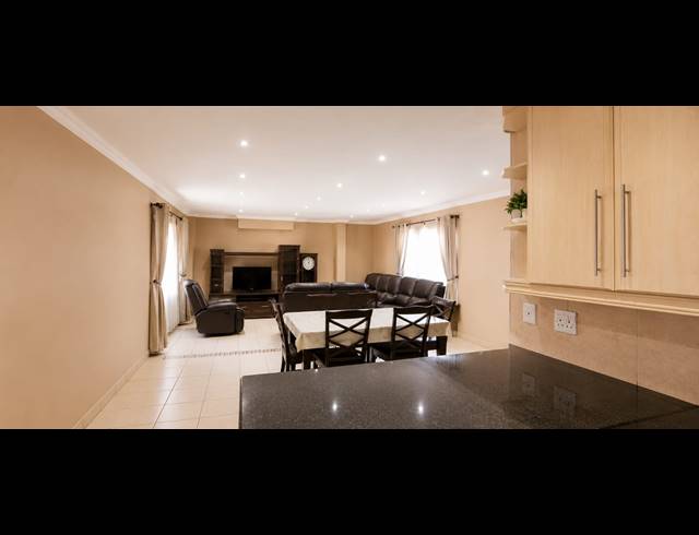 3 BEDROOM HOUSE FOR SALE IN HUGHES